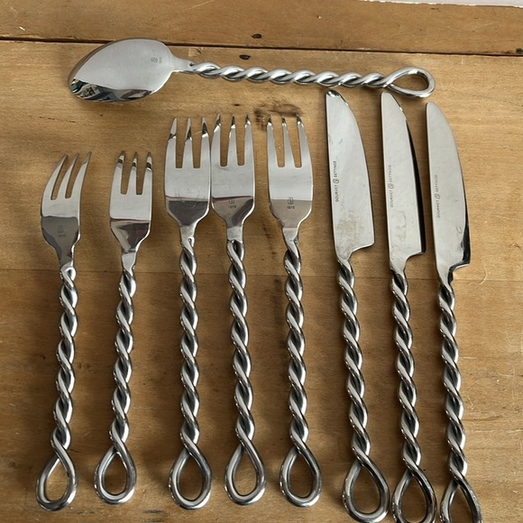 Gourmet Settings (GS) Silver Braid 18/10 Stainless Steel Flatware - Picture 5 of 11